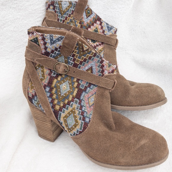 American Eagle Outfitters Shoes - AEO Booties, worn once. Sz 9 Suede & Southwestern